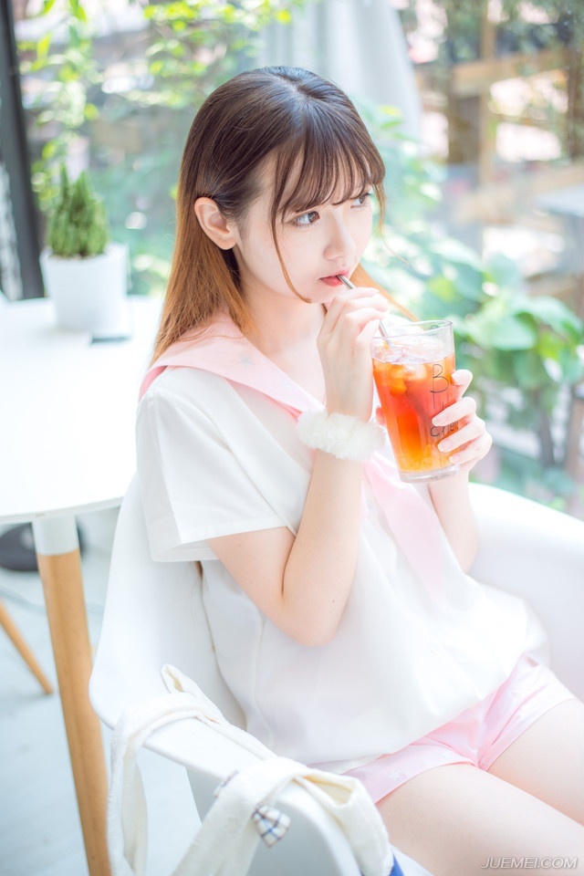 若不得不分离，也要好好地说声“再见”，也要在心里存着一份感激，感谢你给了我那一份终身难忘的甜蜜的回忆。